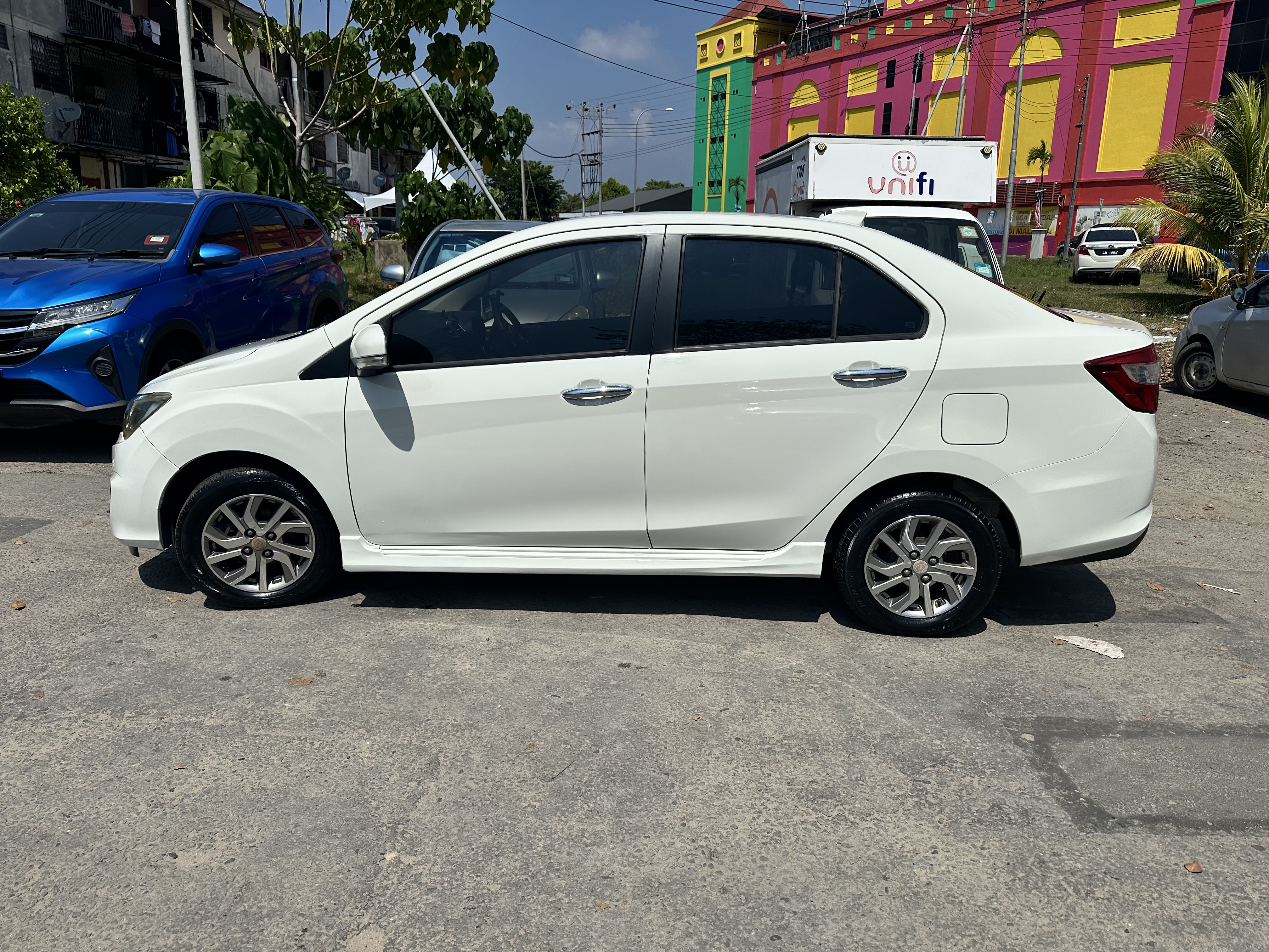 2018 Perodua Bezza 1.3 AV AT 5
