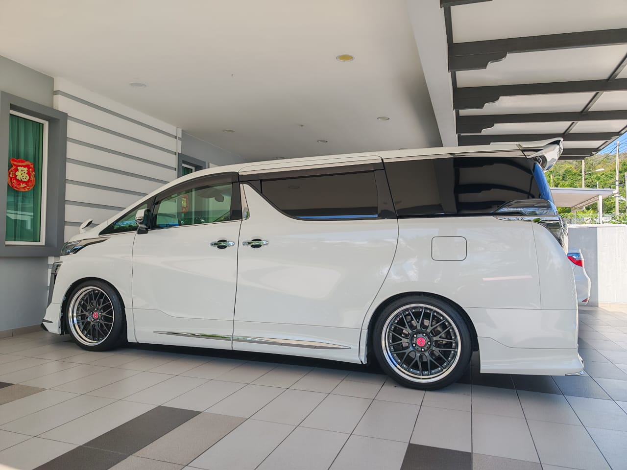 2018 Toyota Vellfire 2.5 ZG 4
