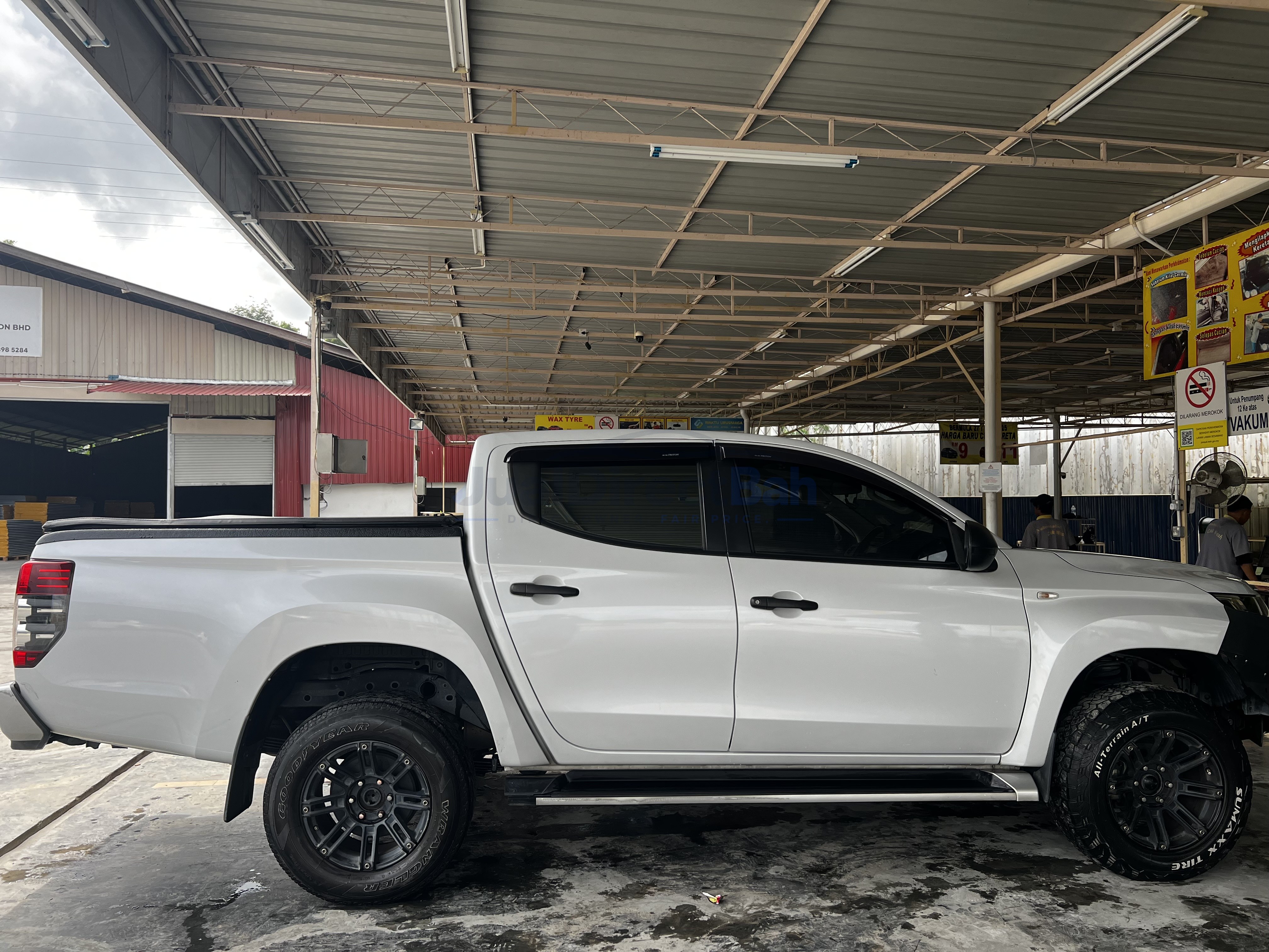 2019 Mitsubishi Triton Vgt 2.4L 4X4 DC MT 3